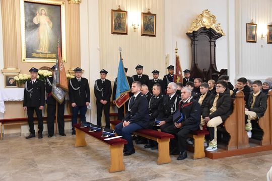 Mieszkańcy Fajsławic uczcili Narodowe Święto Niepodległości [GALERIA ZDJĘĆ] 