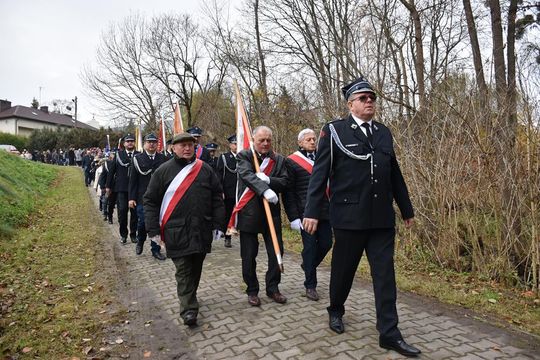 Mieszkańcy Fajsławic uczcili Narodowe Święto Niepodległości [GALERIA ZDJĘĆ] 