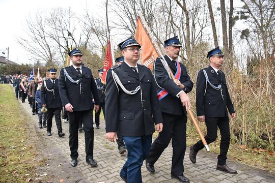 Mieszkańcy Fajsławic uczcili Narodowe Święto Niepodległości [GALERIA ZDJĘĆ] 