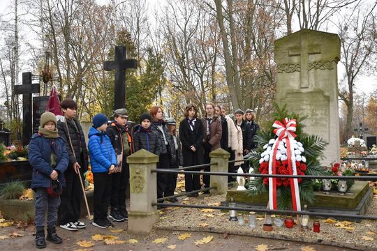 Mieszkańcy Fajsławic uczcili Narodowe Święto Niepodległości [GALERIA ZDJĘĆ] 