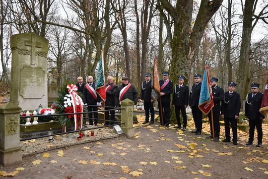 Mieszkańcy Fajsławic uczcili Narodowe Święto Niepodległości [GALERIA ZDJĘĆ] 