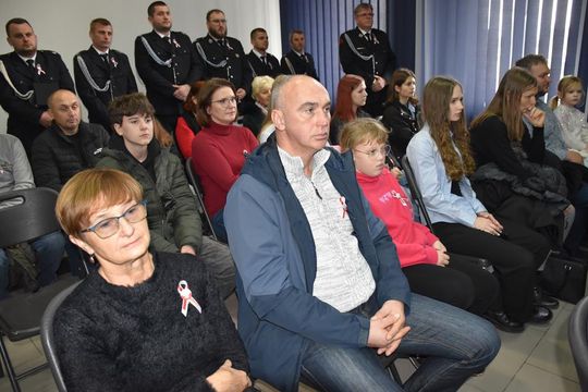 Mieszkańcy Fajsławic uczcili Narodowe Święto Niepodległości [GALERIA ZDJĘĆ] 