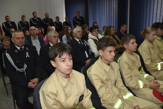 Mieszkańcy Fajsławic uczcili Narodowe Święto Niepodległości [GALERIA ZDJĘĆ] 