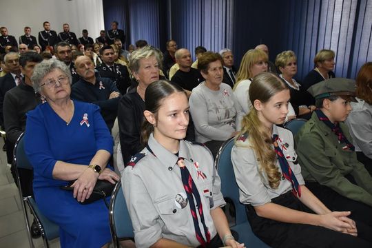 Mieszkańcy Fajsławic uczcili Narodowe Święto Niepodległości [GALERIA ZDJĘĆ] 