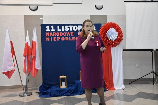 Mieszkańcy Fajsławic uczcili Narodowe Święto Niepodległości [GALERIA ZDJĘĆ] 