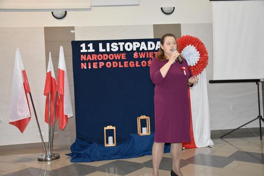 Mieszkańcy Fajsławic uczcili Narodowe Święto Niepodległości [GALERIA ZDJĘĆ] 