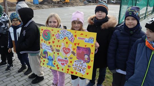 Chełm. Szkoła Podstawowa nr 8 zagrała dla Marysi [GALERIA ZDJĘĆ]