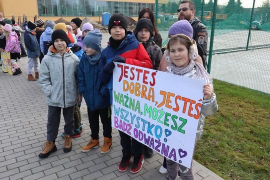 Chełm. Szkoła Podstawowa nr 8 zagrała dla Marysi [GALERIA ZDJĘĆ]