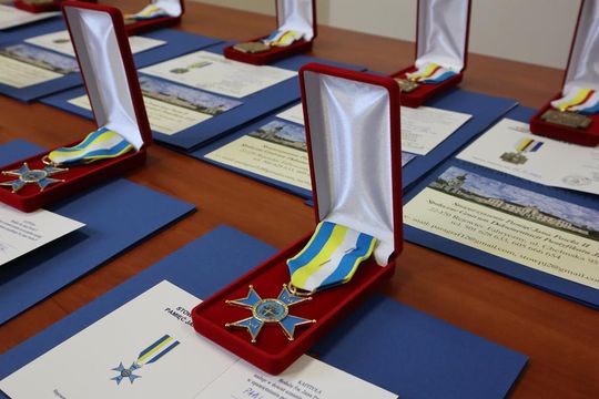 Chełm. Uroczyste wręczenie odznaczeń Stowarzyszenia „Pamięć Jana Pawła II” [GALERIA ZDJĘĆ] 