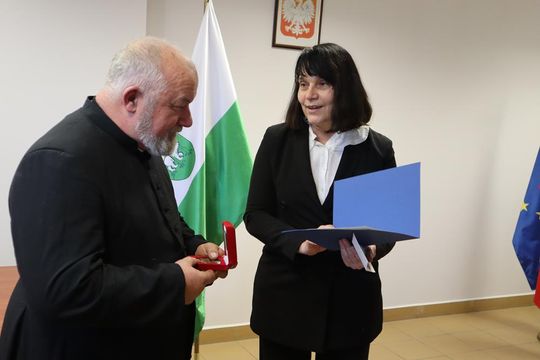 Chełm. Uroczyste wręczenie odznaczeń Stowarzyszenia „Pamięć Jana Pawła II” [GALERIA ZDJĘĆ] 