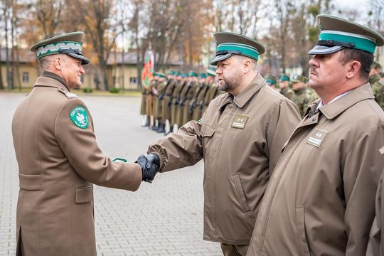 Awanse, medale i odznaki. Ślubowanie nowych funkcjonariuszy NOSG Awanse, medale i odznaki. Ślubowanie nowych funkcjonariuszy NOSG