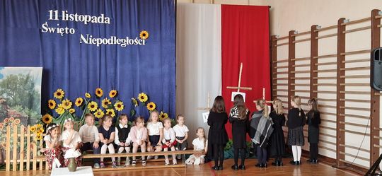 Uroczysta akademia z okazji 107. rocznicy Odzyskania Niepodległości w ZSP Nr 3 w Chełmie [ZDJĘCIA]