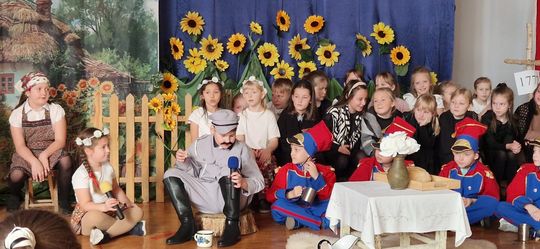 Uroczysta akademia z okazji 107. rocznicy Odzyskania Niepodległości w ZSP Nr 3 w Chełmie [ZDJĘCIA]