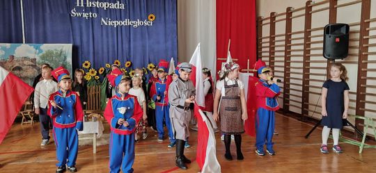 Uroczysta akademia z okazji 107. rocznicy Odzyskania Niepodległości w ZSP Nr 3 w Chełmie [ZDJĘCIA]