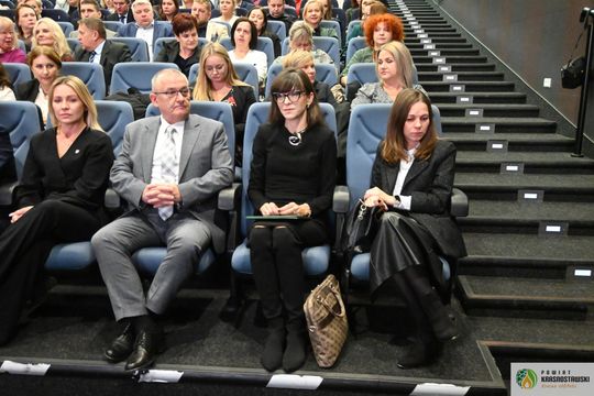 Pow. krasnostawski. Powiatowe obchody Dnia Pracownika Socjalnego [GALERIA ZDJĘĆ] 