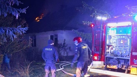 Tragiczny pożar. W płomieniach zginął 53-latek [ZDJĘCIA]