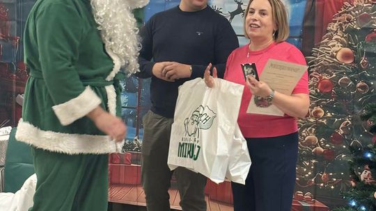 Biało-Zielony Mikołaj Fanatyków Chełmianki w Dorohusku [GALERIA ZDJĘĆ]