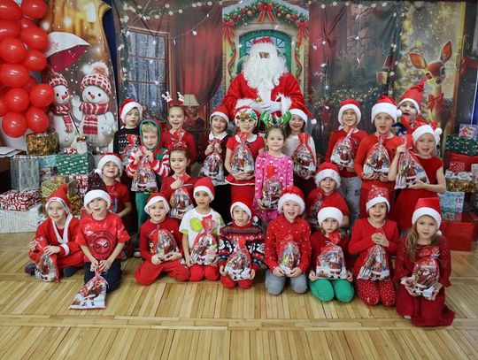 Chełm. Przedszkole nr 15 odwiedził Święty Mikołaj! [GALERIA ZDJĘĆ]