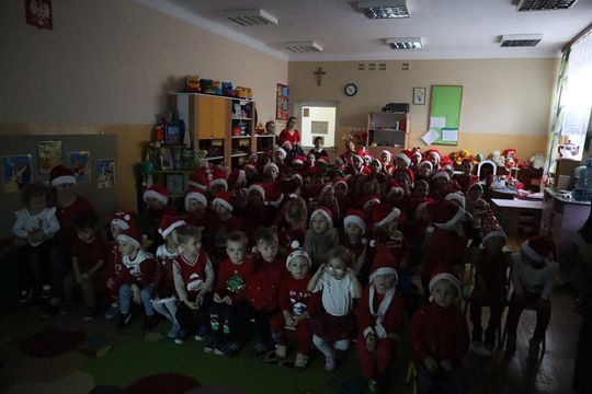 Chełm. Przedszkole nr 15 odwiedził Święty Mikołaj! [GALERIA ZDJĘĆ] 