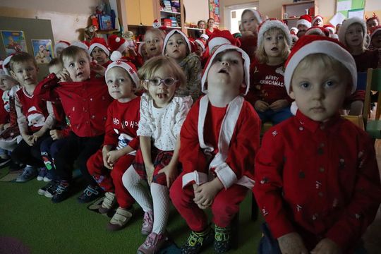 Chełm. Przedszkole nr 15 odwiedził Święty Mikołaj! [GALERIA ZDJĘĆ] 