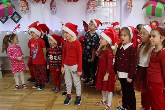 Chełm. Przedszkole nr 15 odwiedził Święty Mikołaj! [GALERIA ZDJĘĆ] 