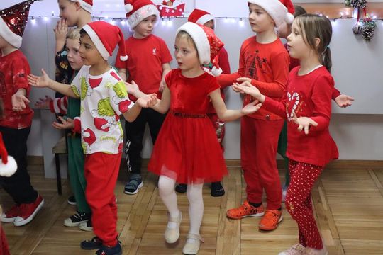 Chełm. Przedszkole nr 15 odwiedził Święty Mikołaj! [GALERIA ZDJĘĆ] 