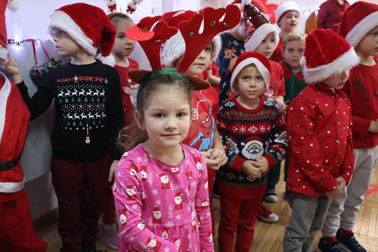 Chełm. Przedszkole nr 15 odwiedził Święty Mikołaj! [GALERIA ZDJĘĆ] 