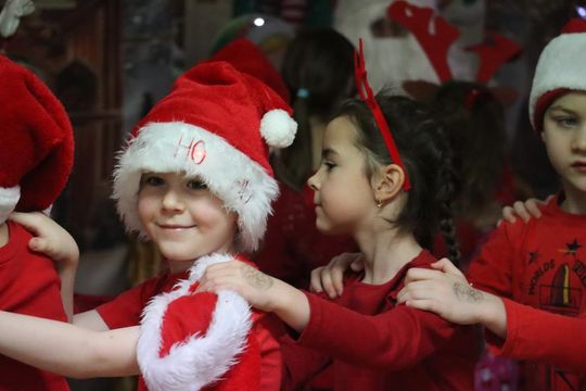 Chełm. Przedszkole nr 15 odwiedził Święty Mikołaj! [GALERIA ZDJĘĆ] 