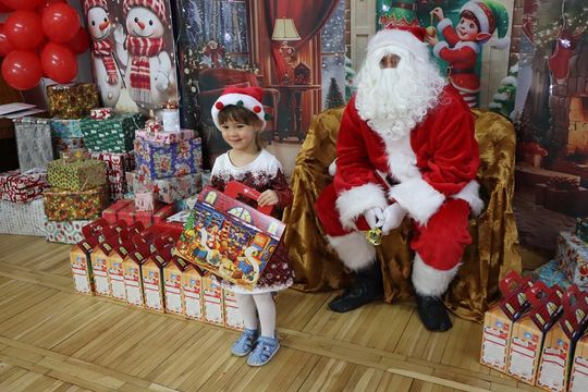 Chełm. Przedszkole nr 15 odwiedził Święty Mikołaj! [GALERIA ZDJĘĆ] 