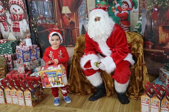 Chełm. Przedszkole nr 15 odwiedził Święty Mikołaj! [GALERIA ZDJĘĆ] 