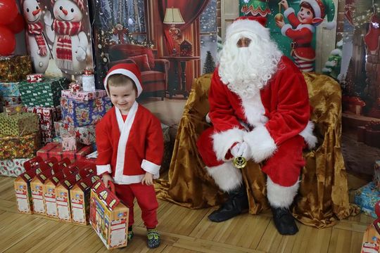 Chełm. Przedszkole nr 15 odwiedził Święty Mikołaj! [GALERIA ZDJĘĆ] 