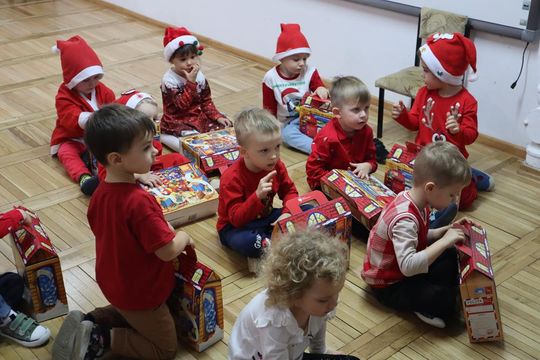Chełm. Przedszkole nr 15 odwiedził Święty Mikołaj! [GALERIA ZDJĘĆ] 