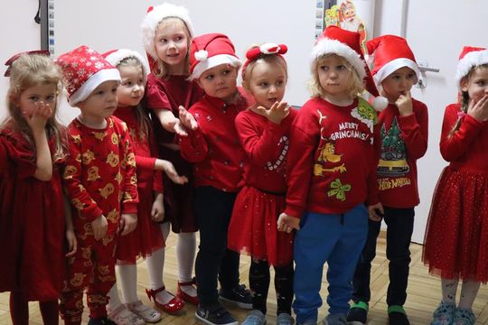 Chełm. Przedszkole nr 15 odwiedził Święty Mikołaj! [GALERIA ZDJĘĆ] 