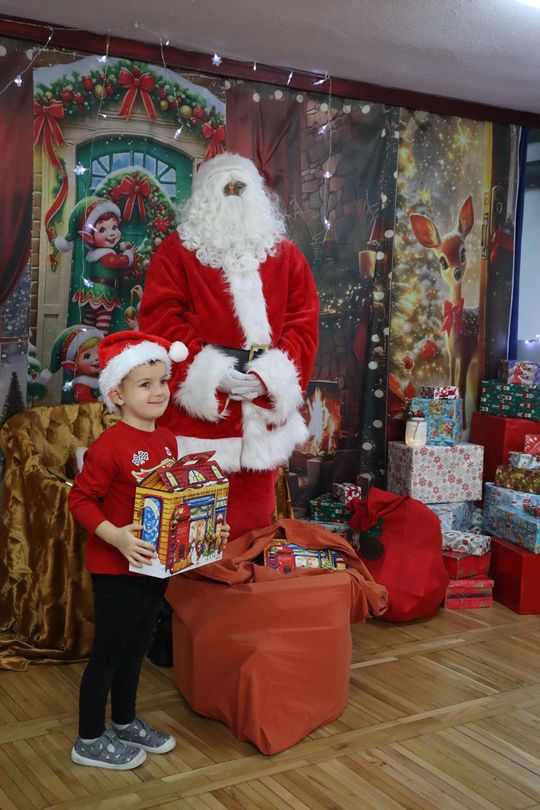 Chełm. Przedszkole nr 15 odwiedził Święty Mikołaj! [GALERIA ZDJĘĆ] 
