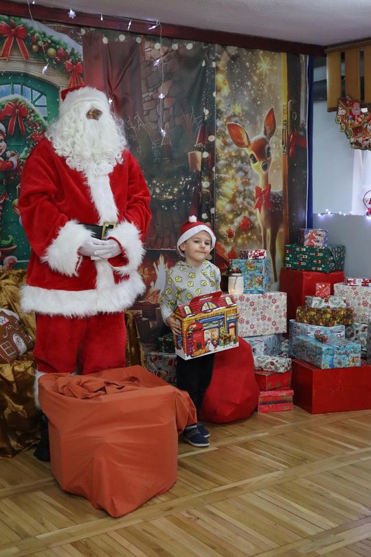 Chełm. Przedszkole nr 15 odwiedził Święty Mikołaj! [GALERIA ZDJĘĆ] 