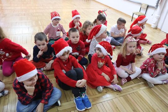 Chełm. Przedszkole nr 15 odwiedził Święty Mikołaj! [GALERIA ZDJĘĆ] 