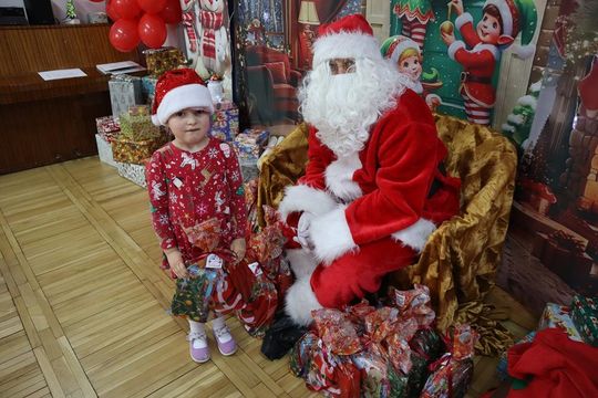 Chełm. Przedszkole nr 15 odwiedził Święty Mikołaj! [GALERIA ZDJĘĆ] 