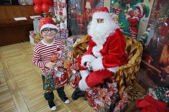 Chełm. Przedszkole nr 15 odwiedził Święty Mikołaj! [GALERIA ZDJĘĆ] 