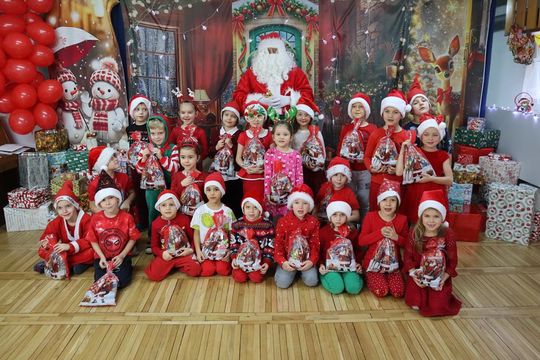 Chełm. Przedszkole nr 15 odwiedził Święty Mikołaj! [GALERIA ZDJĘĆ] 