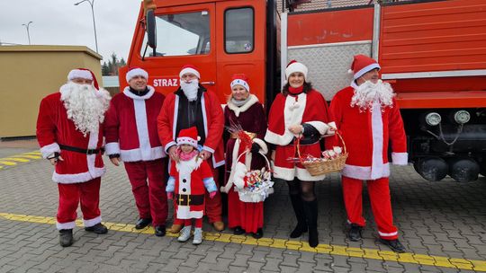 MotoMikołaje Niedźwiedzi Wschodu rozdały prezenty dzieciom [GALERIA ZDJĘĆ]