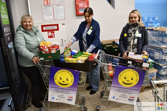 Krasnystaw. Akcja „Pomóż Dzieciom Przetrwać Zimę” [GALERIA ZDJĘĆ] 