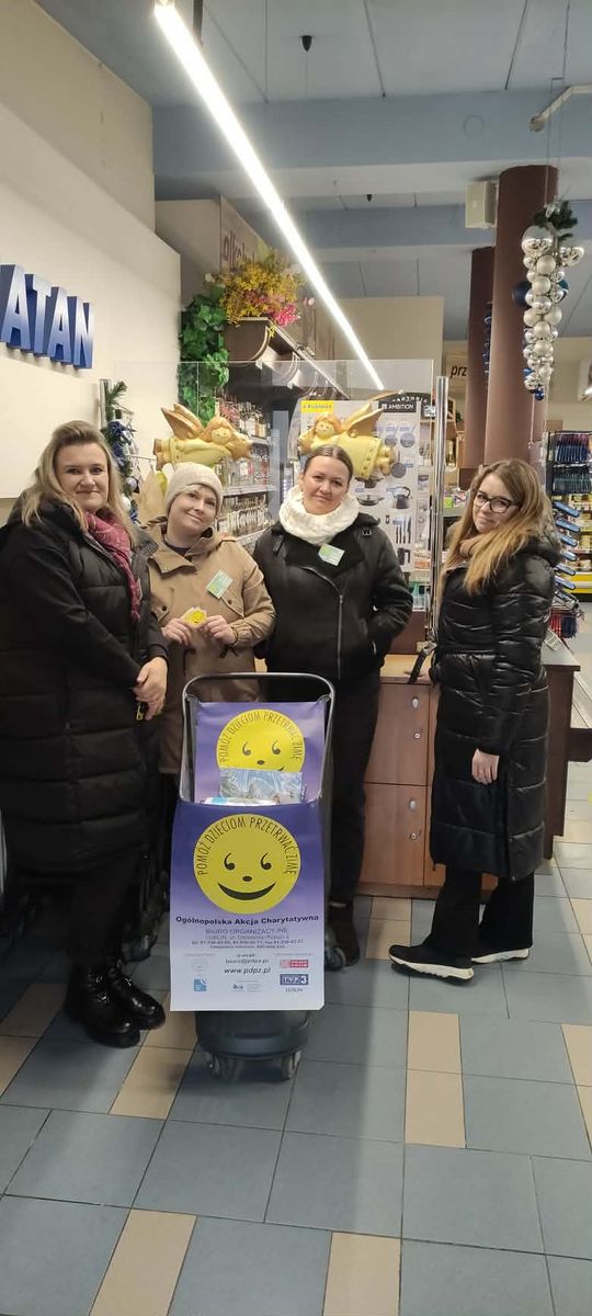 Krasnystaw. Akcja „Pomóż Dzieciom Przetrwać Zimę” [GALERIA ZDJĘĆ] 