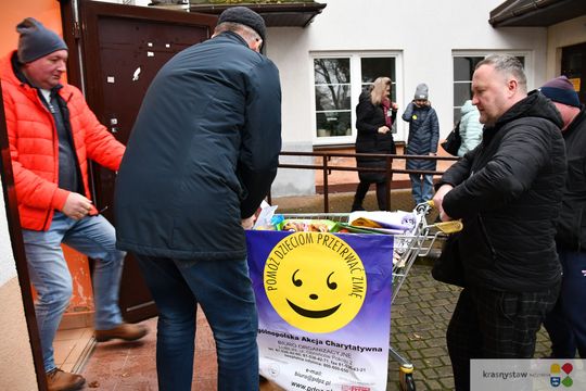 Krasnystaw. Akcja „Pomóż Dzieciom Przetrwać Zimę” [GALERIA ZDJĘĆ] 