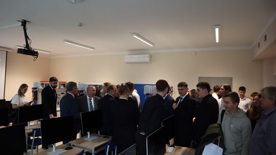 Chełm. Inwestycja za ponad 12 mln zł. Branżowe Centrum Umiejętności oficjalnie otwarte! [ZDJĘCIA]