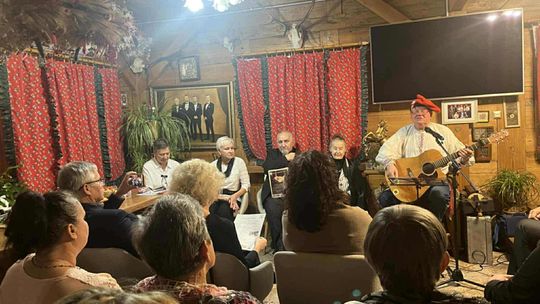 Gm. Wierzbica. Koncert „W drodze do Betlejem” w Wiejskim Salonie Poezji w Wólce Tarnowskiej [ZDJĘCIA]