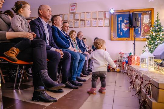 „Cud grudniowej nocy” w Starych Depułtyczach. Młodzi artyści zachwycili! [GALERIA ZDJĘĆ]