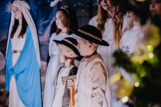 „Cud grudniowej nocy” w Starych Depułtyczach. Młodzi artyści zachwycili! [GALERIA ZDJĘĆ]