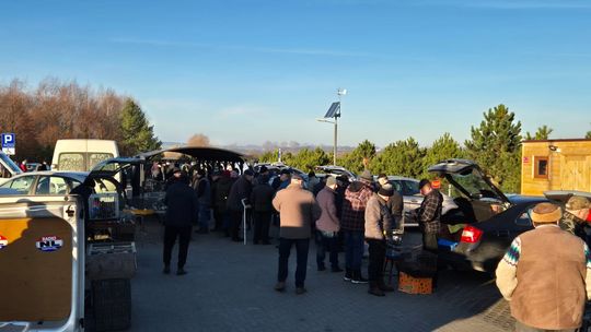 Targowisko Gminne nad Zalewem Żółtańce. Co tu można kupić? [GALERIA ZDJĘĆ]