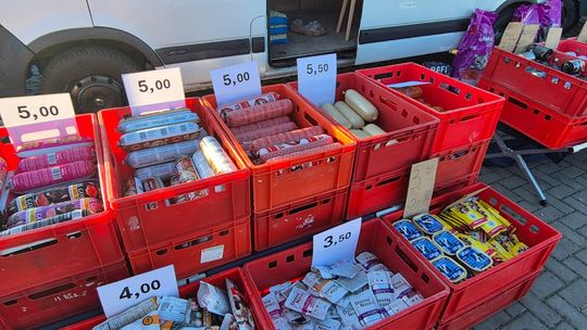 Targowisko Gminne nad Zalewem Żółtańce. Co tu można kupić? [GALERIA ZDJĘĆ]