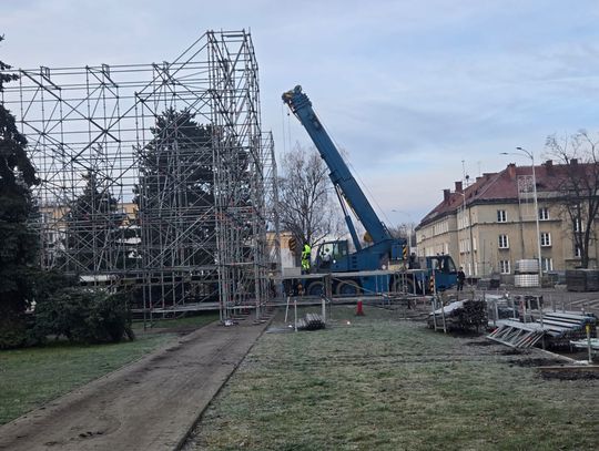 WYSTRZAŁOWY SYLWESTER W CHEŁMIE! SCENA JUŻ POWSTAJE!